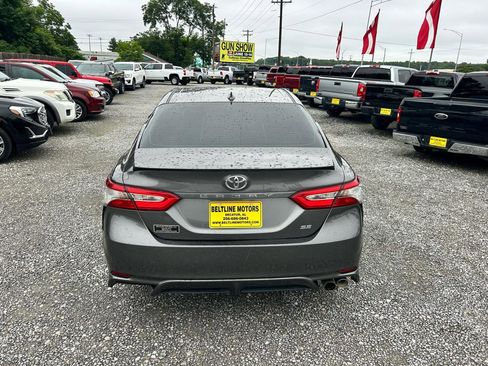 Used 2019 Toyota Camry SE w/ Convenience Package FWD image 15