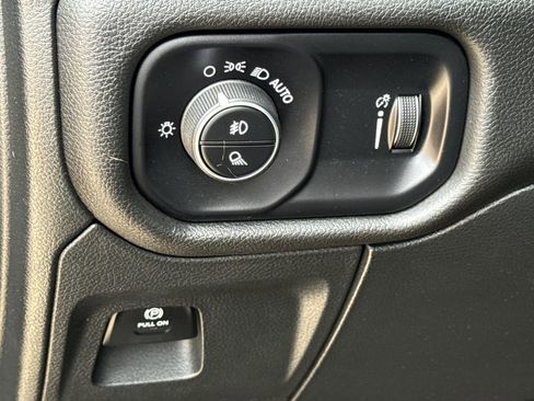 Used 2024 RAM 1500 Lone Star RWD image 21