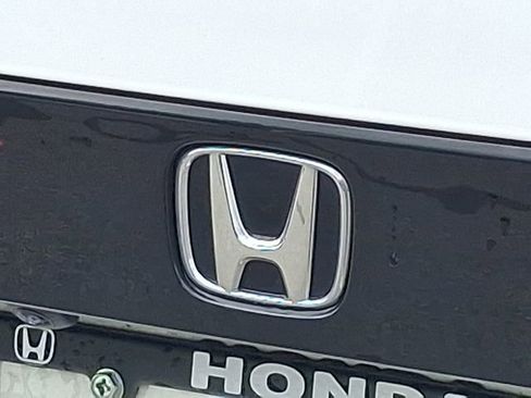 Used 2024 Honda Accord Touring image 29