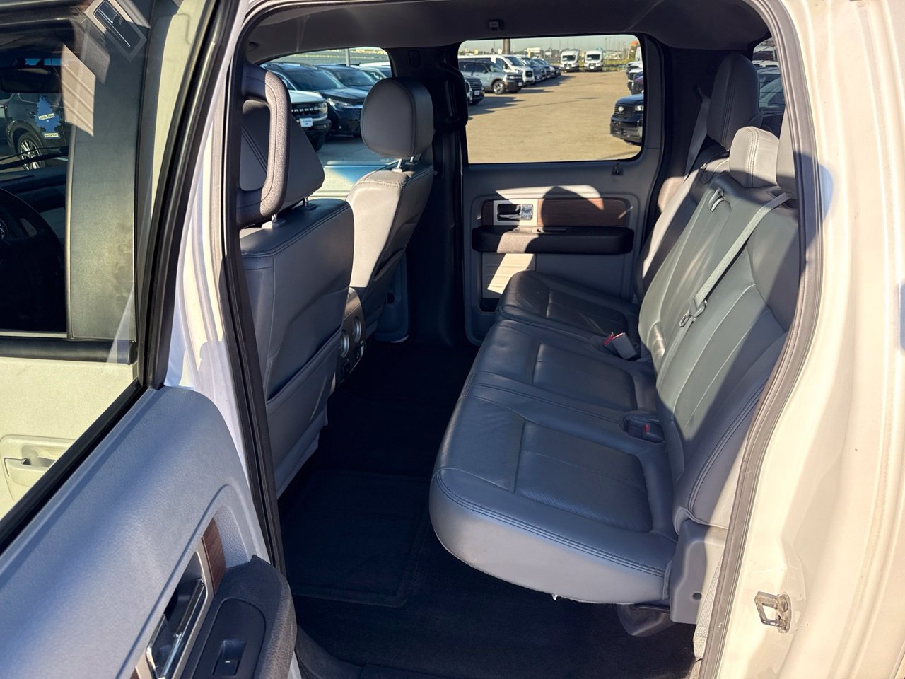 Used 2013 Ford F150 Lariat w/ Mid Equipment Group RWD image 6