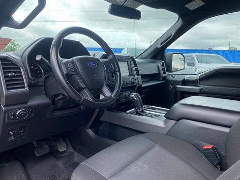 Used 2018 Ford F150 XLT w/ Equipment Group 302A Luxury AWD/4WD image 9