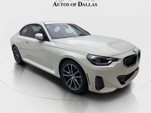 Used 2023 BMW 230i Coupe image 4