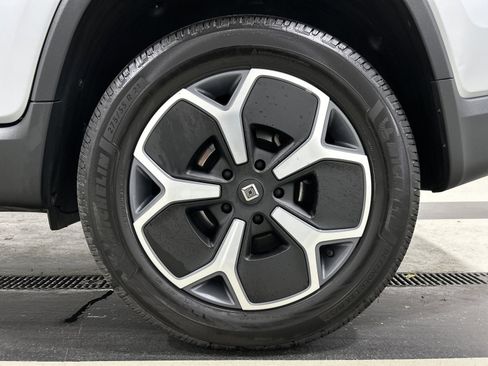 Used 2024 Rivian R1T Adventure AWD/4WD image 10