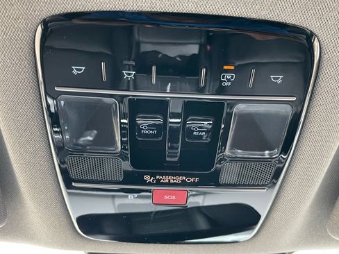 Used 2025 Hyundai Santa Fe Limited FWD image 39