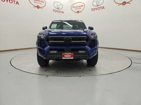 Used 2025 Toyota Tacoma SR5 RWD image 4