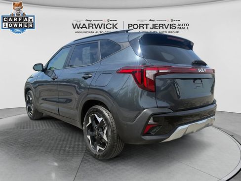 Certified 2025 Kia Seltos S FWD image 3