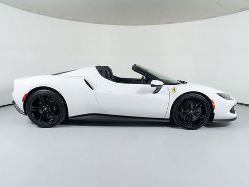 Used 2025 Ferrari 296 GTS image 29