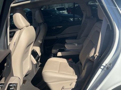 Used 2023 Lincoln Aviator Reserve w/ Equipment Group 201A image 20