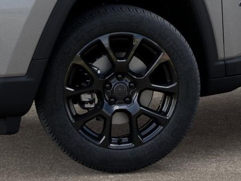 New 2026 Jeep Compass Latitude image 8