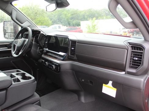 New 2026 Chevrolet Silverado 2500 LT w/ Convenience Package AWD/4WD image 14