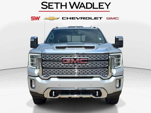 Used 2022 GMC Sierra 3500 Denali AWD/4WD image 2