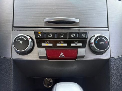 Used 2014 Subaru Outback 2.5i Premium w/ Moonroof Package AWD/4WD image 23
