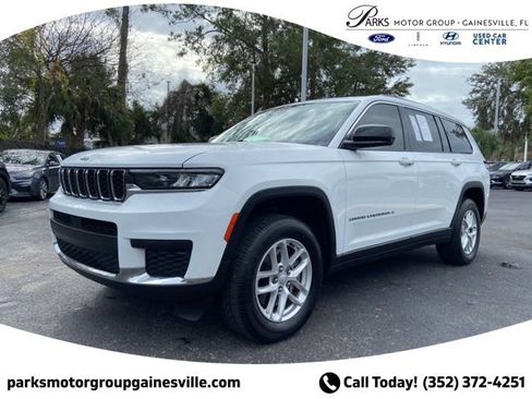 Used 2023 Jeep Grand Cherokee L Laredo image 8