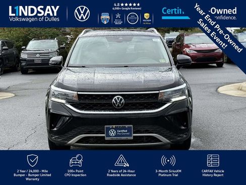 Certified 2023 Volkswagen Taos SE w/ Panoramic Sunroof Package image 3