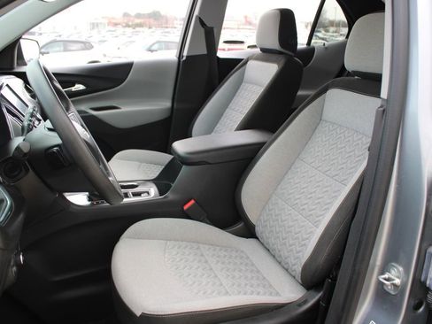 Used 2024 Chevrolet Equinox LS w/ LS Convenience Package FWD image 7