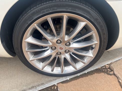 Used 2013 Cadillac XTS Platinum FWD image 7