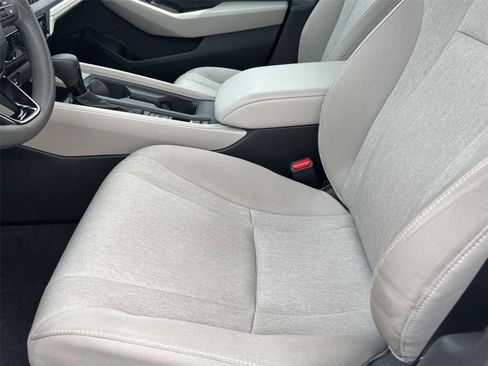 Used 2024 Honda Accord EX image 11