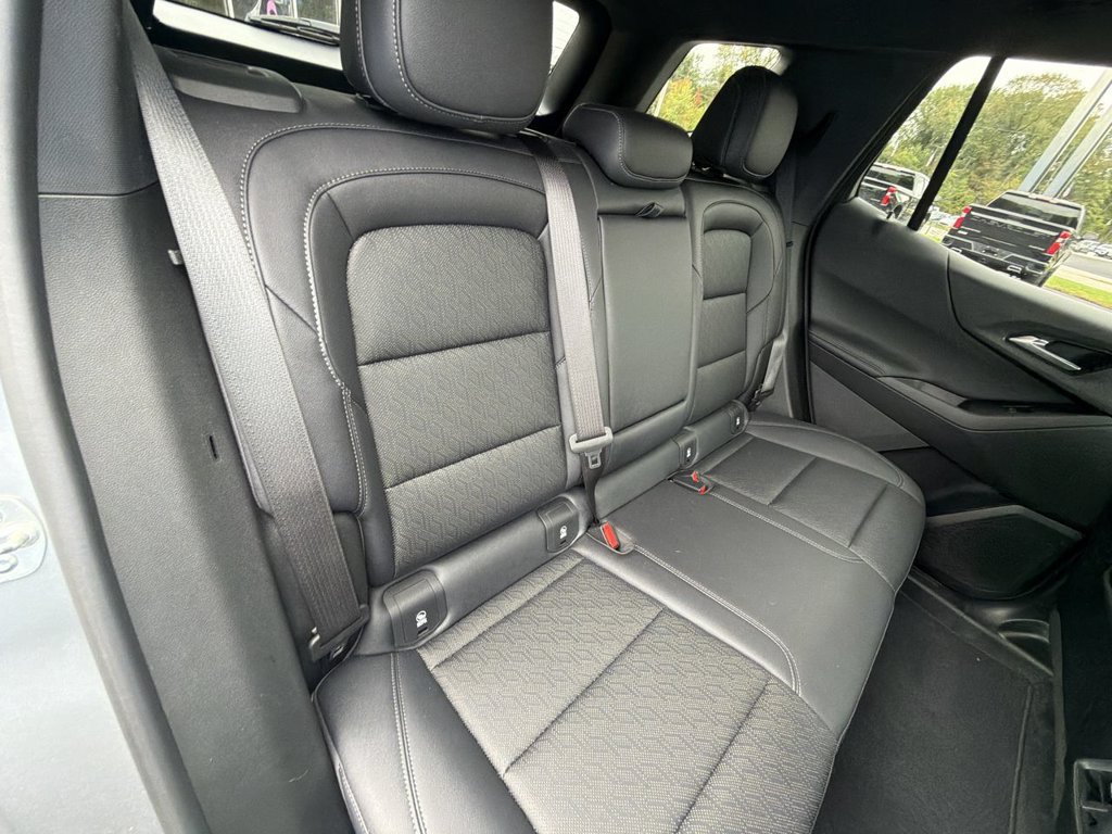 Used 2026 Chevrolet Equinox LT w/ Convenience Package II FWD image 27