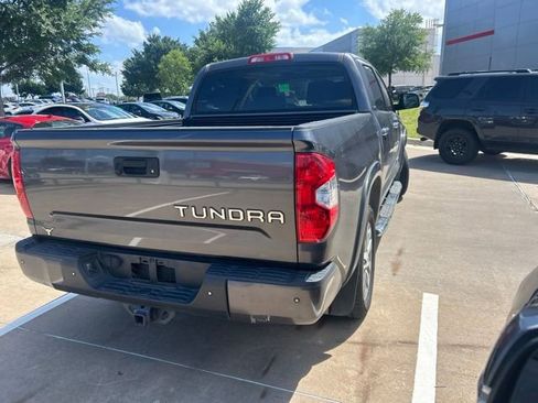 Used 2017 Toyota Tundra Limited w/ Limited Premium Package RWD image 4