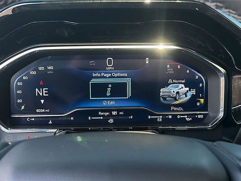 Used 2025 Chevrolet Silverado 2500 High Country w/ High Country Premium Package image 9