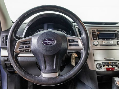 Used 2013 Subaru Outback 2.5i Premium AWD/4WD image 26