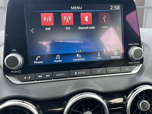 Used 2024 Nissan Sentra SV image 28