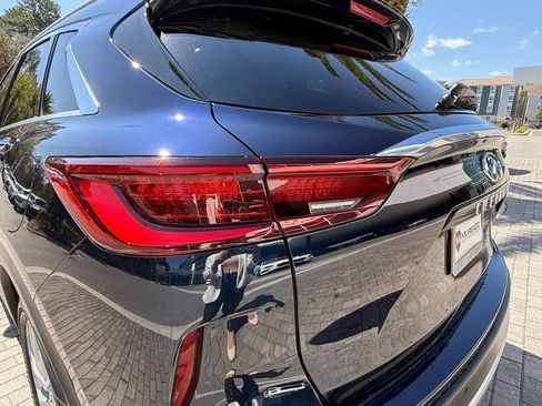 Used 2023 INFINITI QX50 Luxe image 12
