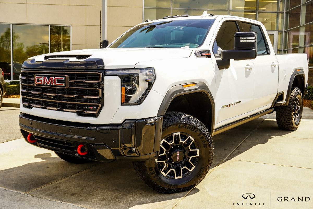 Used 2026 GMC Sierra 2500 AT4X AWD/4WD image 1