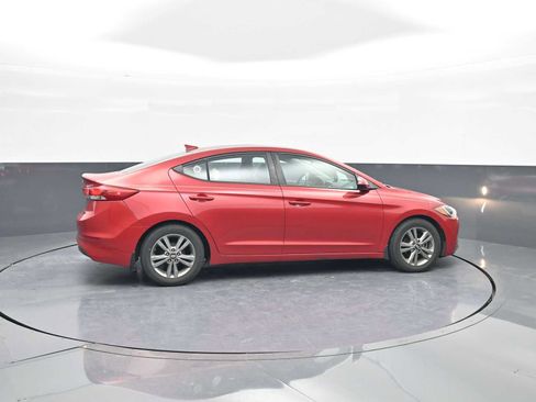 Used 2017 Hyundai Elantra Value Edition image 37