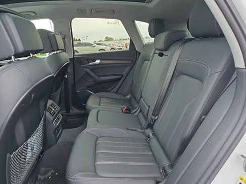 Certified 2023 Audi Q5 2.0T Premium w/ Convenience Package AWD/4WD image 12