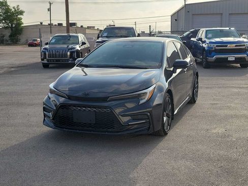 Used 2024 Toyota Corolla SE FWD image 4