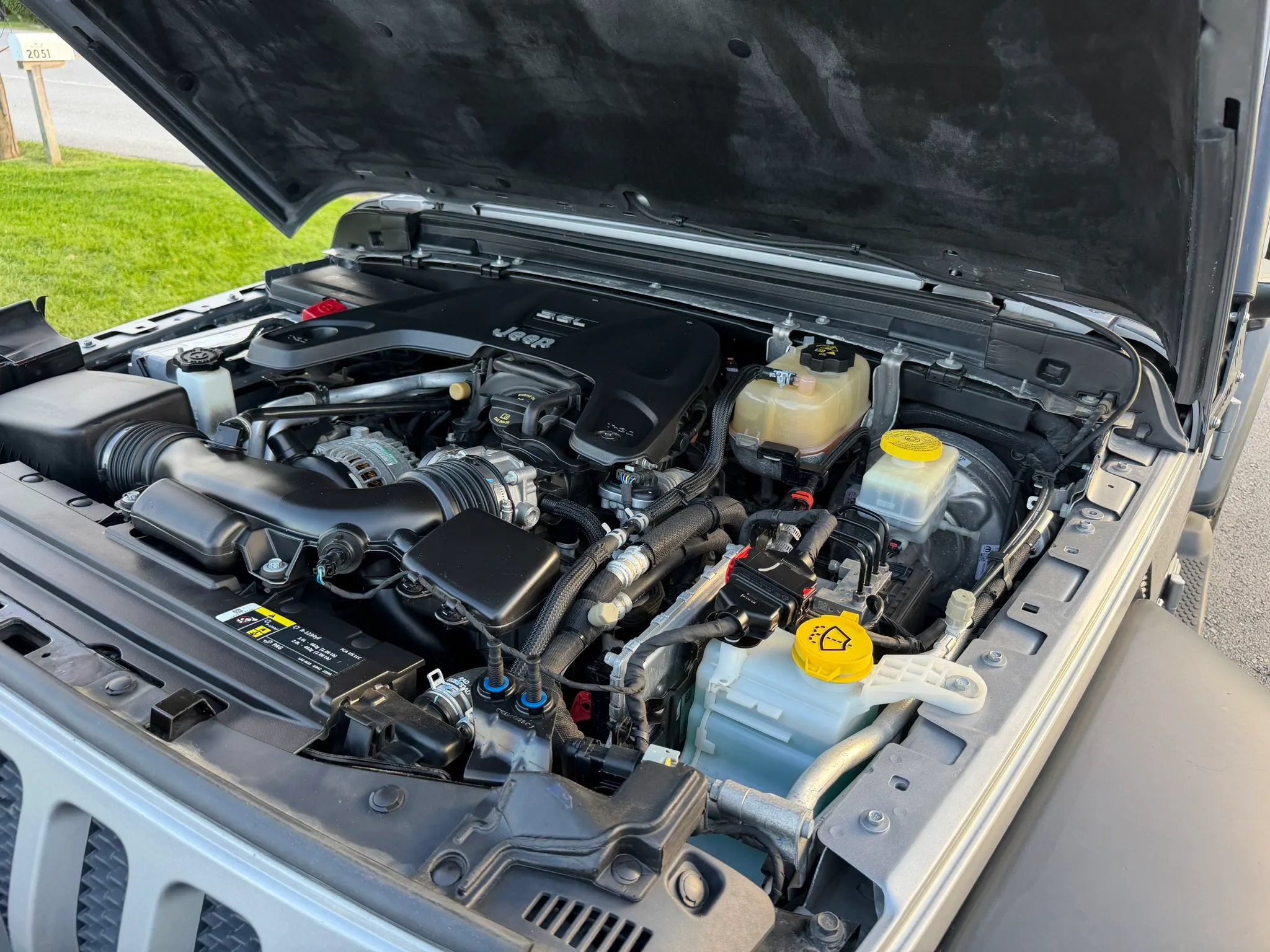 Used 2019 Jeep Wrangler Sport AWD/4WD image 59