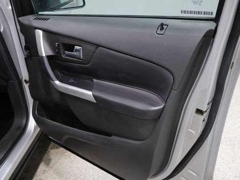 Used 2013 Ford Edge SEL AWD/4WD image 24