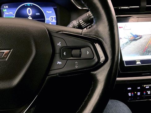 Used 2023 Chevrolet Bolt EUV LT w/ Convenience Package image 18