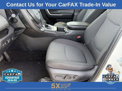 Used 2024 Toyota RAV4 XLE image 27