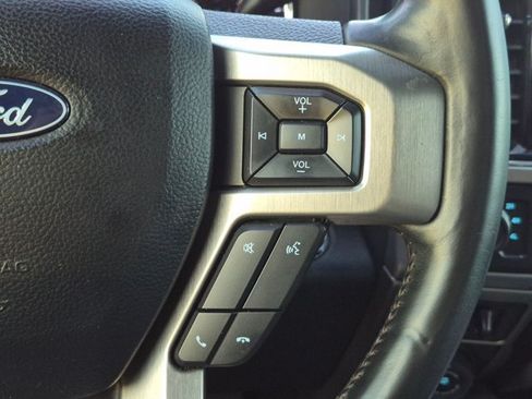 Used 2022 Ford F350 Platinum w/ Tremor Off-Road Package AWD/4WD image 5