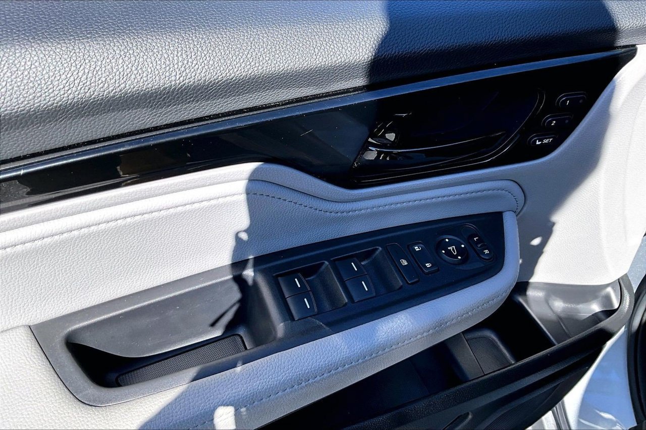 Used 2024 Honda Odyssey Touring image 27