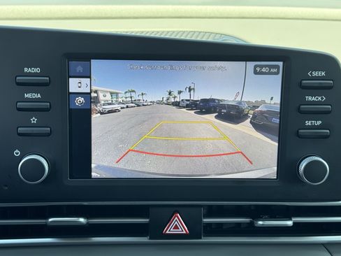 Used 2024 Hyundai Elantra SE FWD image 26