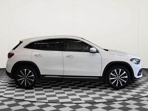 Used 2023 Mercedes-Benz GLA 250 4MATIC w/ Premium Package image 2
