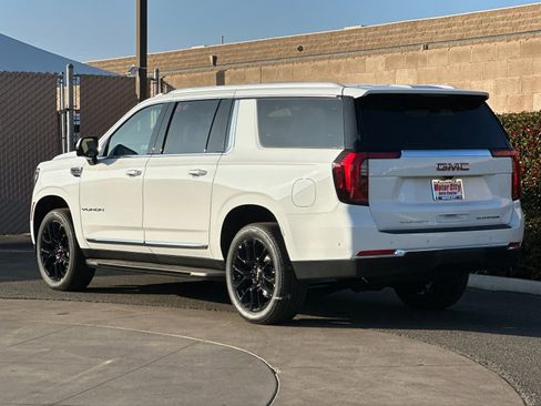 New 2026 GMC Yukon XL Elevation image 6