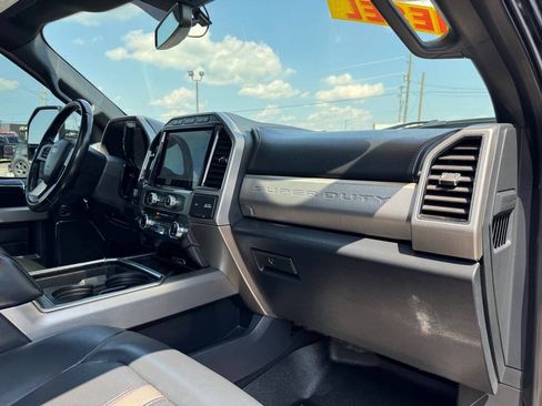 Used 2022 Ford F350 Platinum AWD/4WD image 65