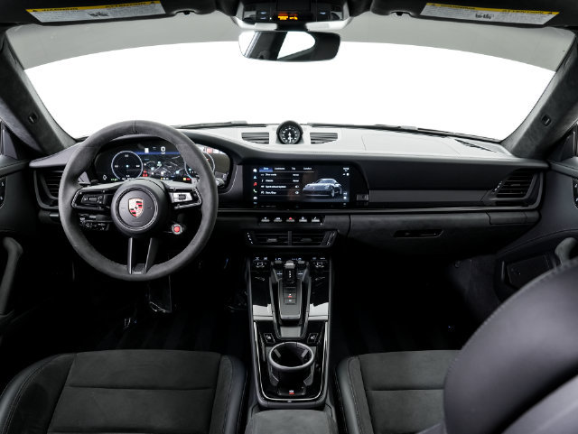 Certified 2026 Porsche 911 Carrera T RWD image 24