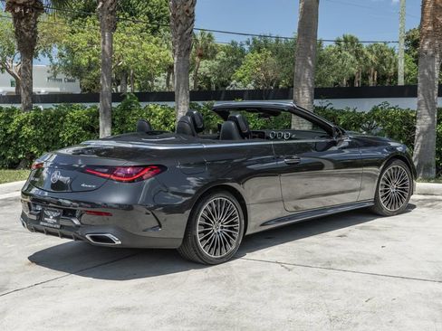 Used 2024 Mercedes-Benz CLE 300 4MATIC Cabriolet image 9