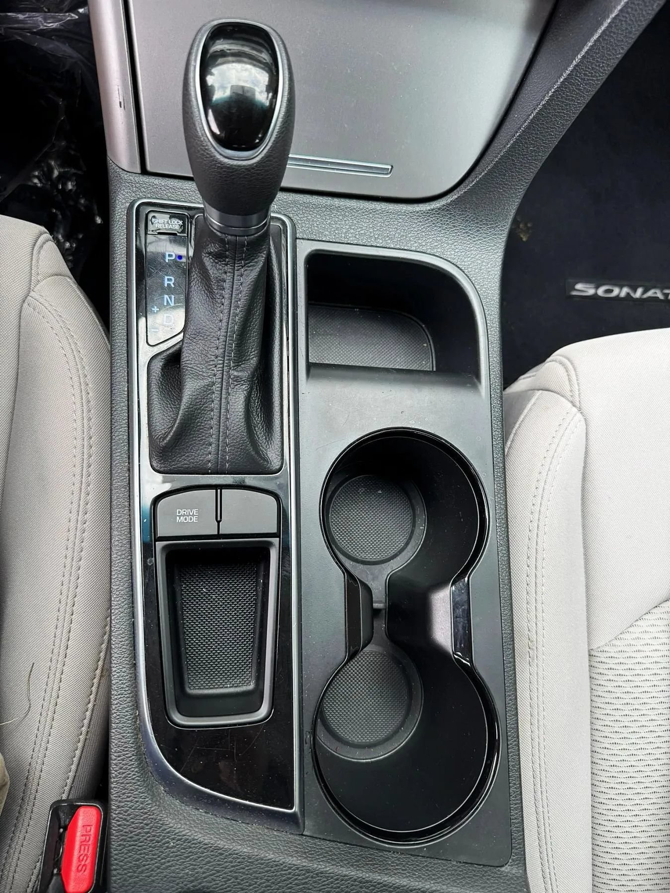 Used 2015 Hyundai Sonata SE FWD image 32