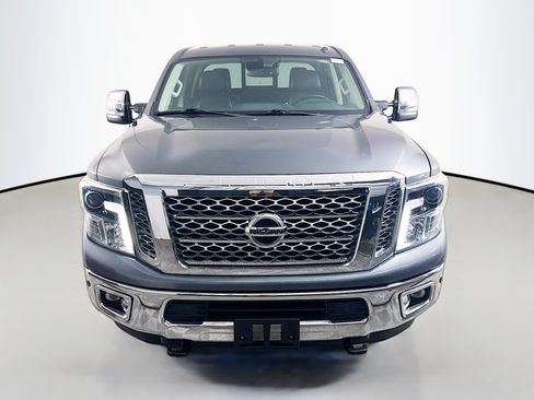 Used 2019 Nissan Titan SL w/ Chrome Package AWD/4WD image 2