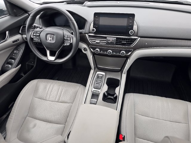 Used 2018 Honda Accord Touring image 22