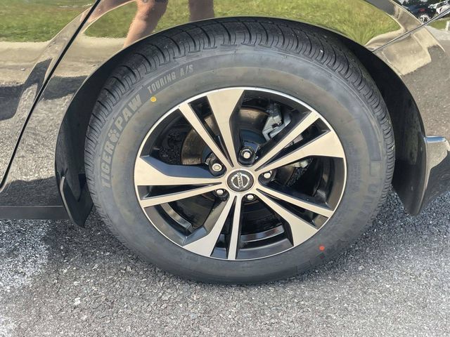 Used 2020 Nissan Sentra SV FWD image 3