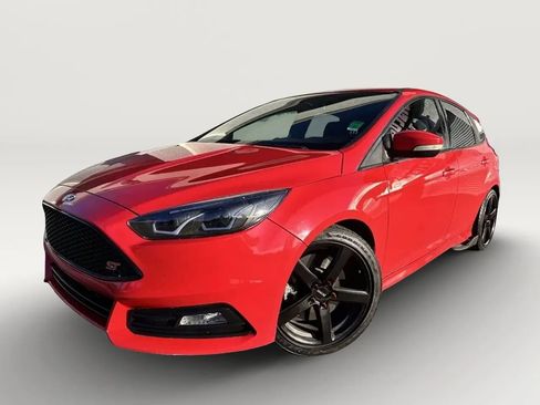 Used 2016 Ford Focus ST FWD image 24