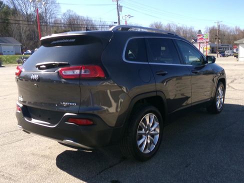 Used 2016 Jeep Cherokee Limited AWD/4WD image 20