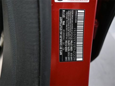 Used 2019 Mercedes-Benz E 300 image 31